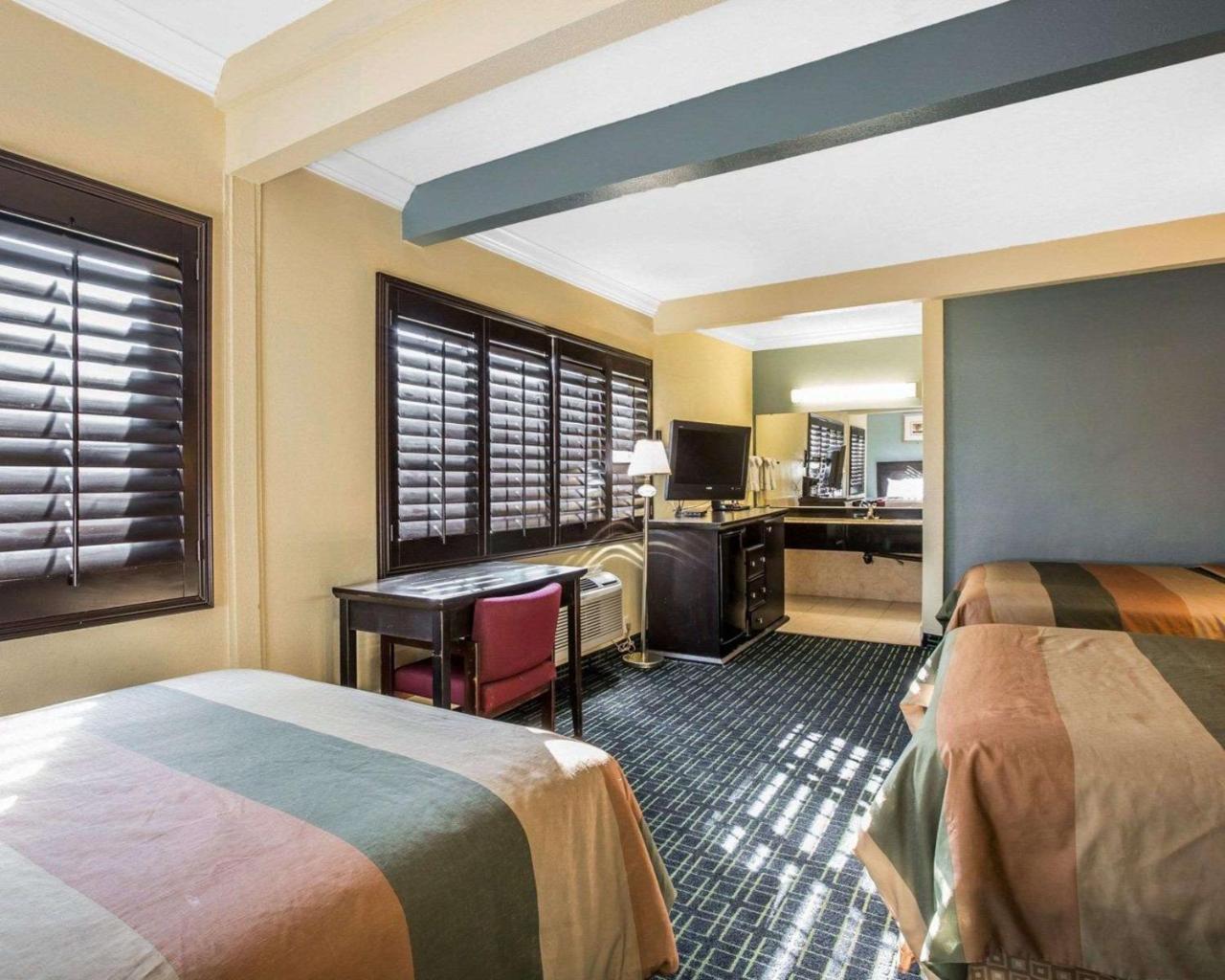 Rodeway Inn Hollywood - Los Angeles — Photos 3